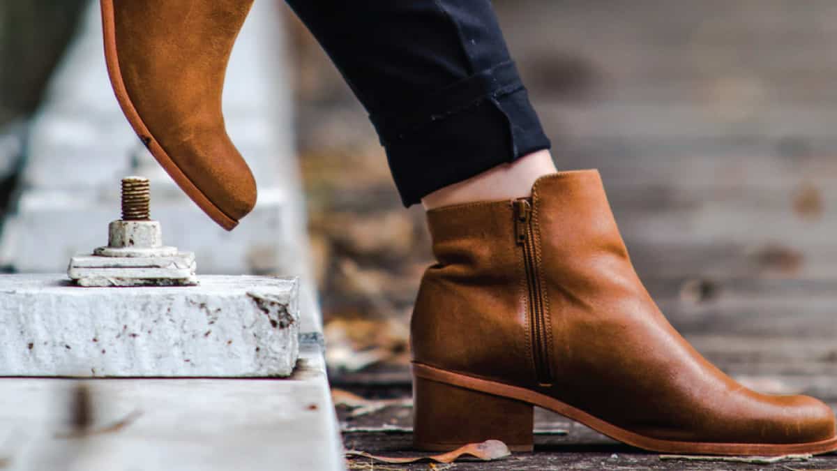 Entre piedras y zapatos